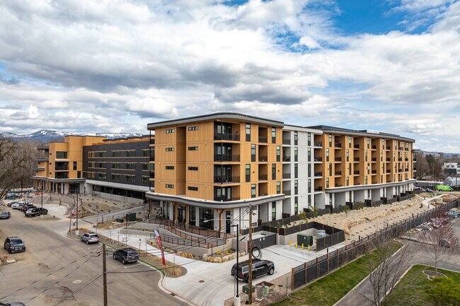 Plus de détails pour 521 E 41st St, Garden City, ID - Commerce de détail à louer