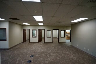 105 S 6th St, Sunnyside, WA for lease Building Photo- Image 1 of 11