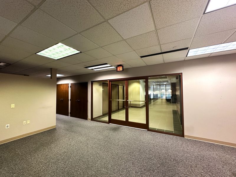 1 S Main St, Dayton, OH for lease Interior Photo- Image 1 of 12