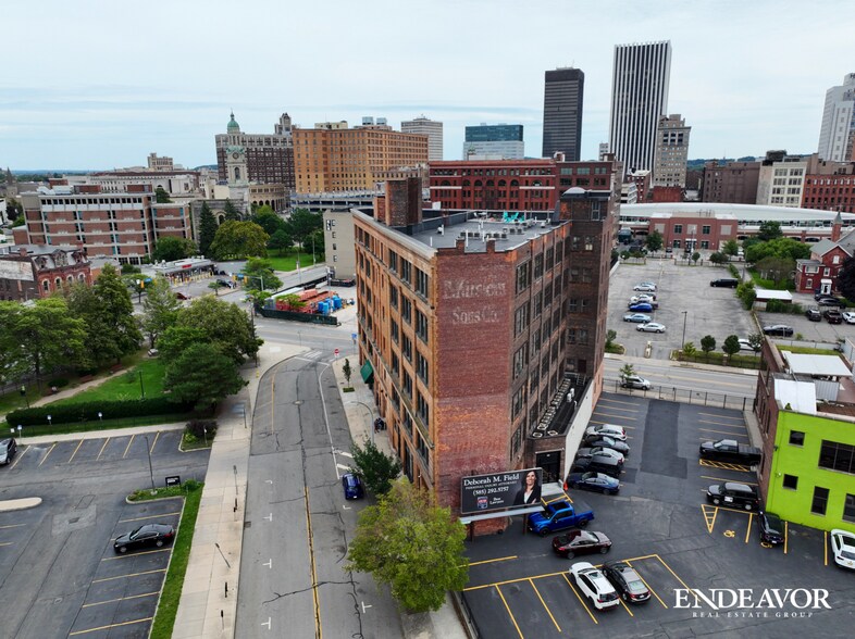 234-250 Andrews St, Rochester, NY à louer - Photo du bâtiment - Image 2 de 8