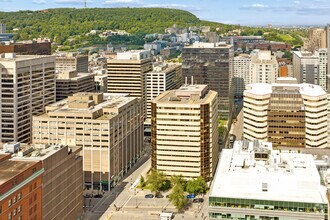 505 De Maisonneuve Boul O, Montréal, QC - Aerial map view