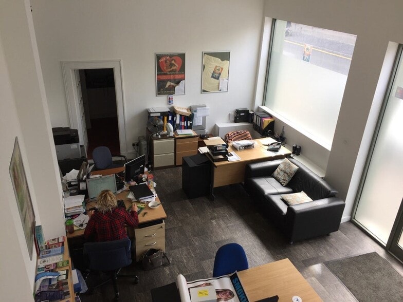 80 Princes St, Perth for lease - Building Photo - Image 2 of 4