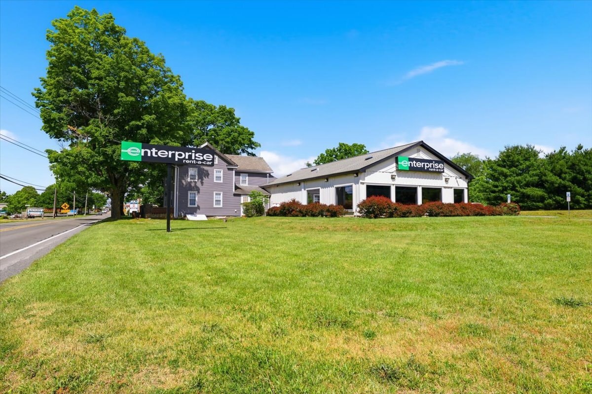 1105 Scott St, Brodheadsville, PA for sale Building Photo- Image 1 of 17