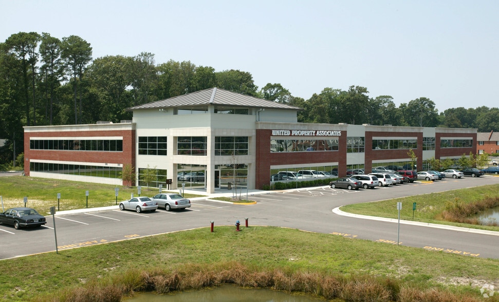 525 S Independence Blvd, Virginia Beach, VA for lease - Building Photo - Image 2 of 17