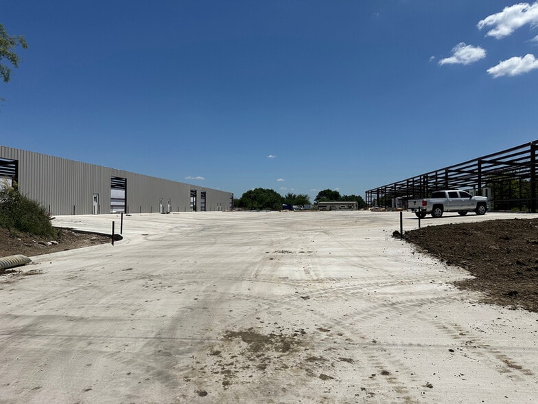 12216 Mitchell Dr, Alvarado, TX for lease - Construction Photo - Image 2 of 3