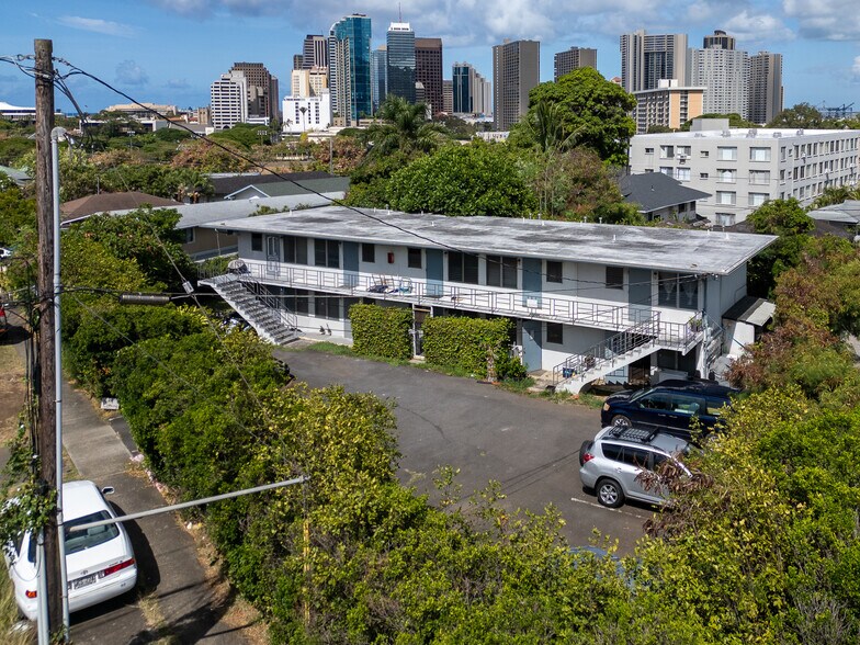 1640 Lusitana St, Honolulu, HI à vendre - Photo du bâtiment - Image 2 de 21