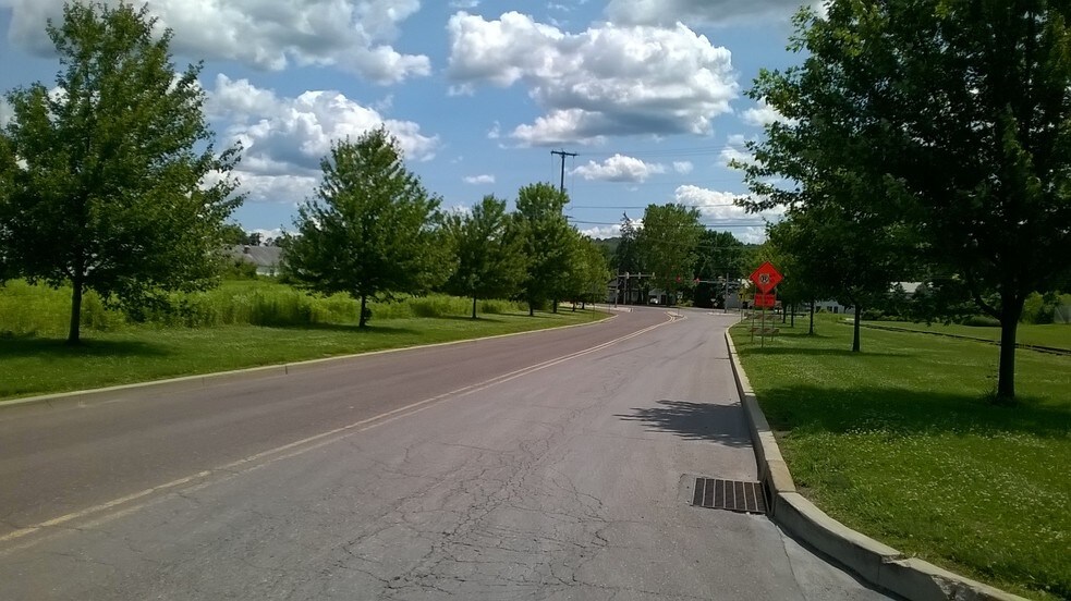 Quarry Rd, Douglassville, PA for sale - Building Photo - Image 2 of 17