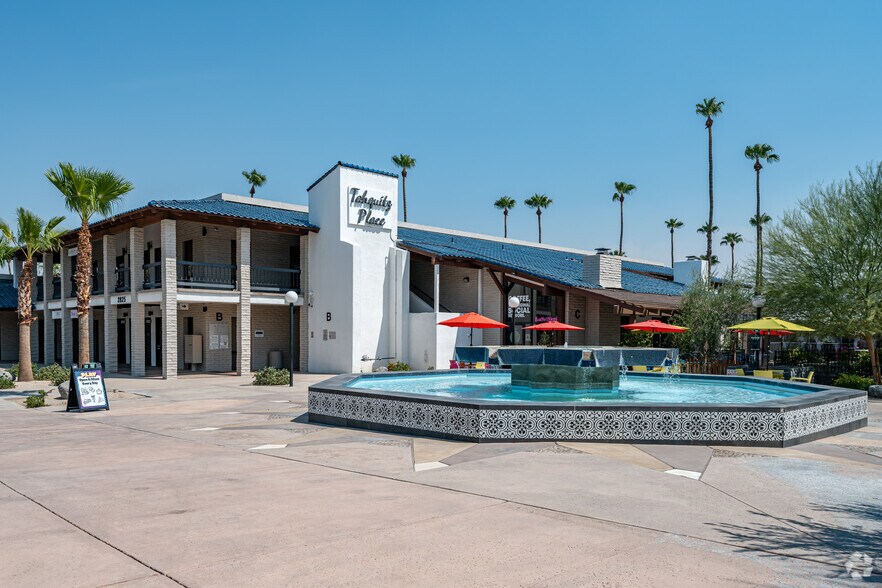 2825 E Tahquitz Canyon Way, Palm Springs, CA à vendre - Photo du bâtiment - Image 2 de 87