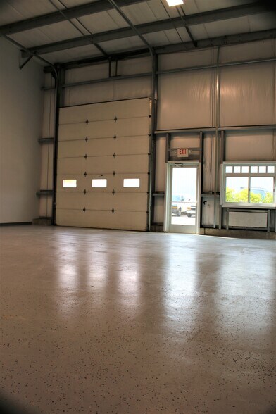 46 Plains Rd, Essex, CT à louer - Photo intérieure - Image 3 de 8