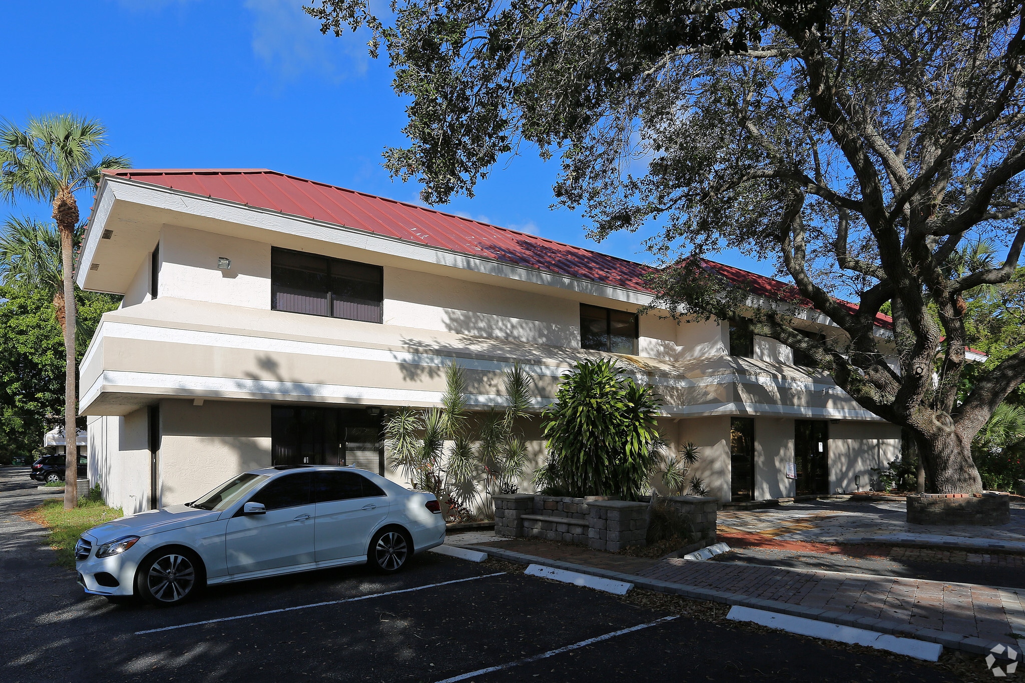 6401 E Rogers Cir, Boca Raton, FL for lease Primary Photo- Image 1 of 8