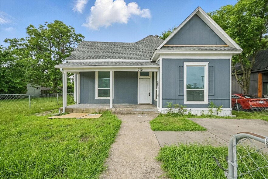 710 W Owing St, Denison, TX for sale - Primary Photo - Image 1 of 1