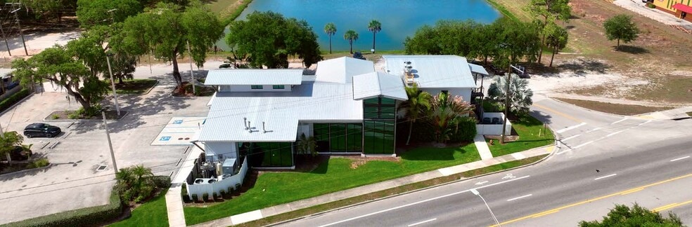 670A W Hickpochee Ave, LaBelle, FL à louer - Aérien - Image 3 de 8