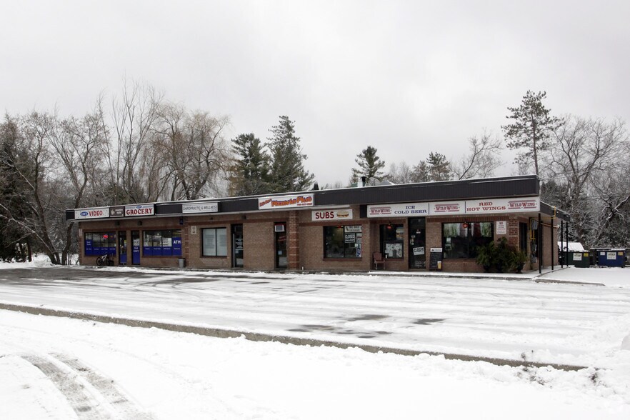 281 Pefferlaw Rd, Georgina, ON à louer - Photo du bâtiment - Image 2 de 5