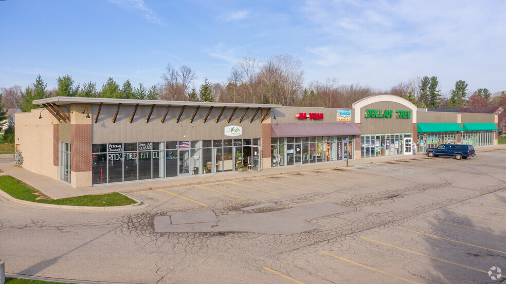 3500 Remembrance Rd NW, Walker, MI for lease - Primary Photo - Image 1 of 1