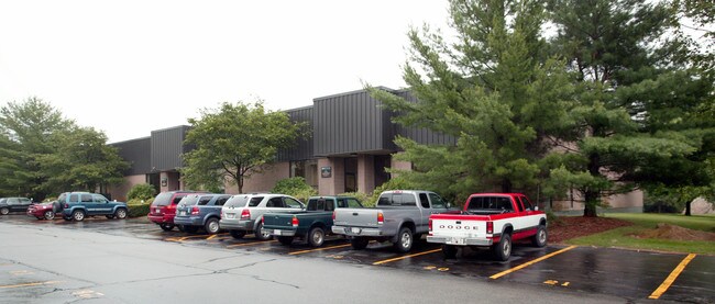 Plus de détails pour 77 Accord Park Dr, Norwell, MA - Local d'activités à louer