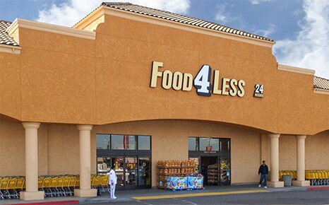 2330-2390 W Cleveland Ave, Madera, CA à louer - Photo du bâtiment - Image 1 de 3