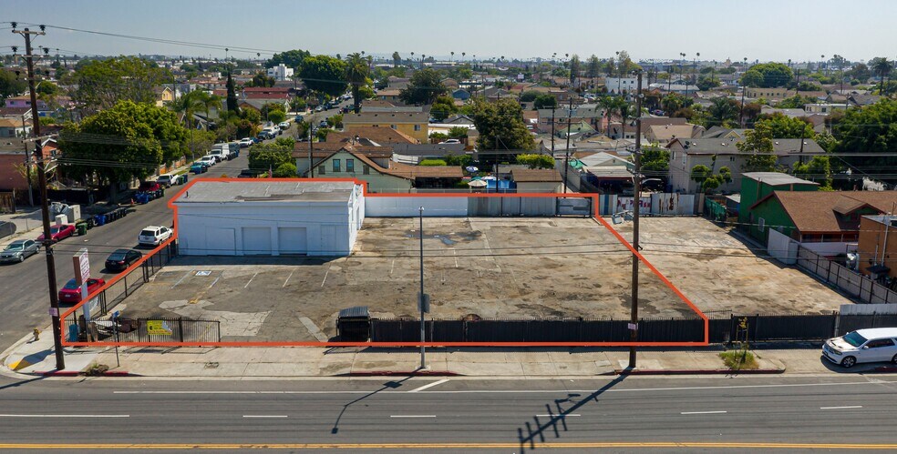110 E 62nd St, Los Angeles, CA for lease - Building Photo - Image 2 of 45