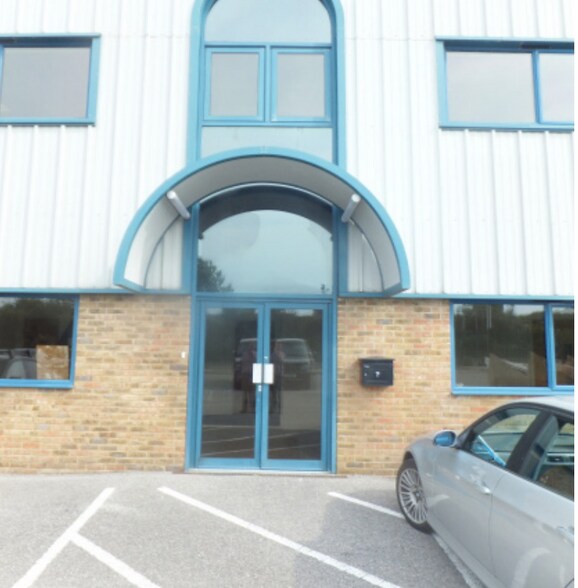 7 Cecil Pashley Way, Shoreham By Sea à louer - Photo principale - Image 1 de 6