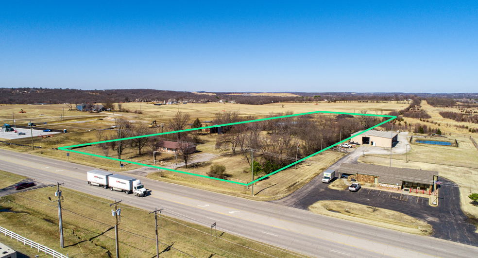 2517 W 121st St S, Jenks, OK for sale - Aerial - Image 1 of 4