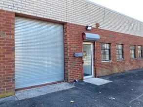 181 E Industry Ct, Deer Park, NY à louer Photo du bâtiment- Image 1 de 9