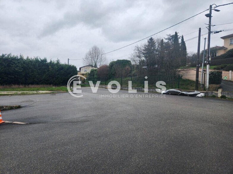 185 Montée Du Gravetan, Saint-Just-Chaleyssin for sale - Building Photo - Image 2 of 28