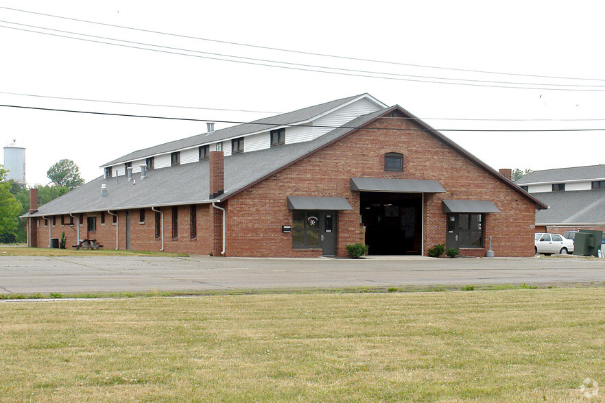 5746 Wheeler Rd, Indianapolis, IN à vendre - Photo principale - Image 1 de 1