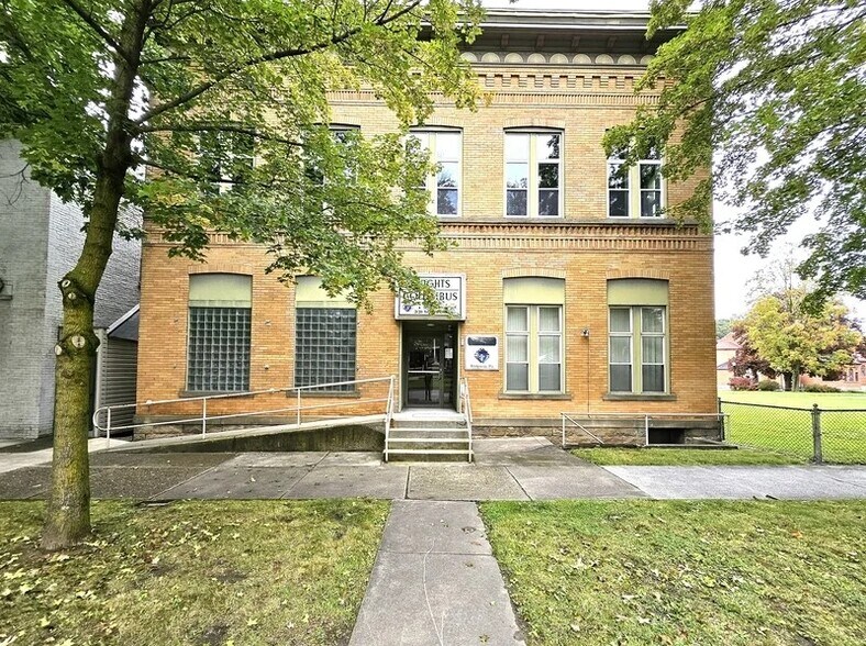 331 Main St, Ridgway, PA à louer - Photo du bâtiment - Image 3 de 8