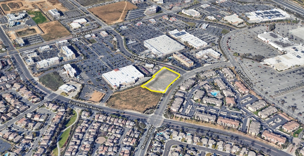 Memorial Way, Moreno Valley, CA à vendre - Photo du bâtiment - Image 1 de 15