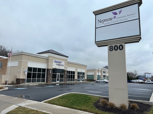 800 W Macdade Blvd, Folsom, PA for lease Interior Photo- Image 1 of 2