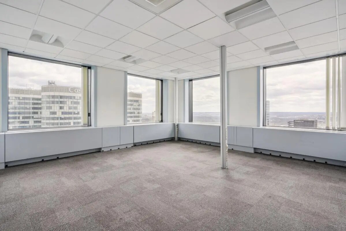 Bureau dans Courbevoie à louer Photo intérieure- Image 1 de 13