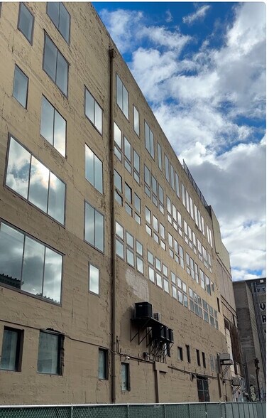 56 E Broadway, Salt Lake City, UT à louer - Photo du bâtiment - Image 3 de 22