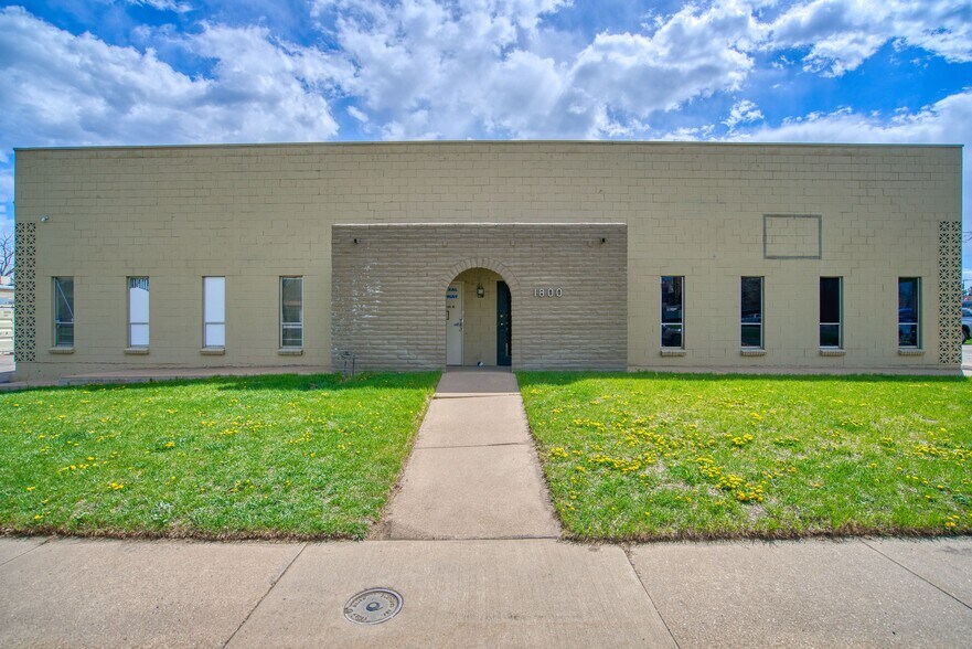 1800 Commerce St, Boulder, CO à louer - Photo du bâtiment - Image 2 de 17
