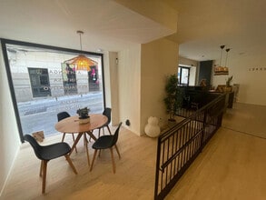 Retail in Madrid, Madrid for lease Interior Photo- Image 2 of 12