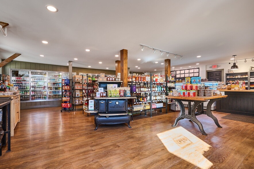5 W Main St, Erving, MA for sale - Interior Photo - Image 2 of 28