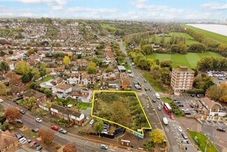 Plus de détails pour 60-74 Sewardstone Rd, Londres - Terrain à vendre