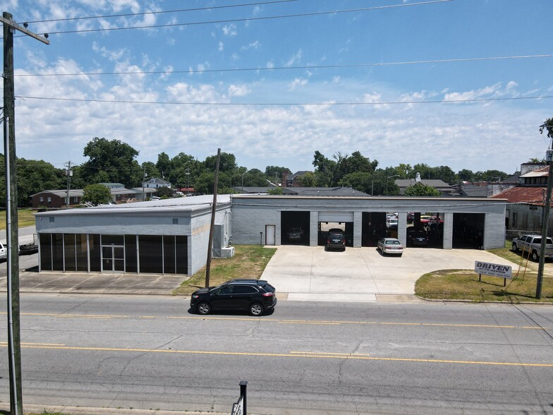 140 W 3rd St, Washington, NC for lease - Building Photo - Image 1 of 6