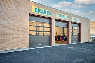 Plus de détails pour 3800 W Division St, Chicago, IL - Commerce de détail à louer