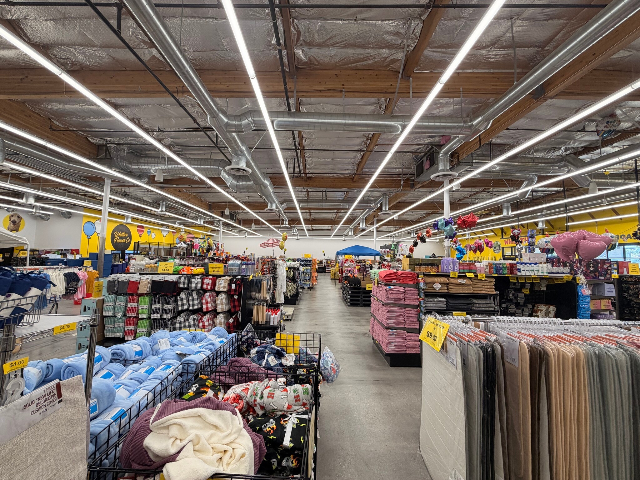 7810-7932 Norwalk Blvd, Whittier, CA for lease Interior Photo- Image 1 of 17