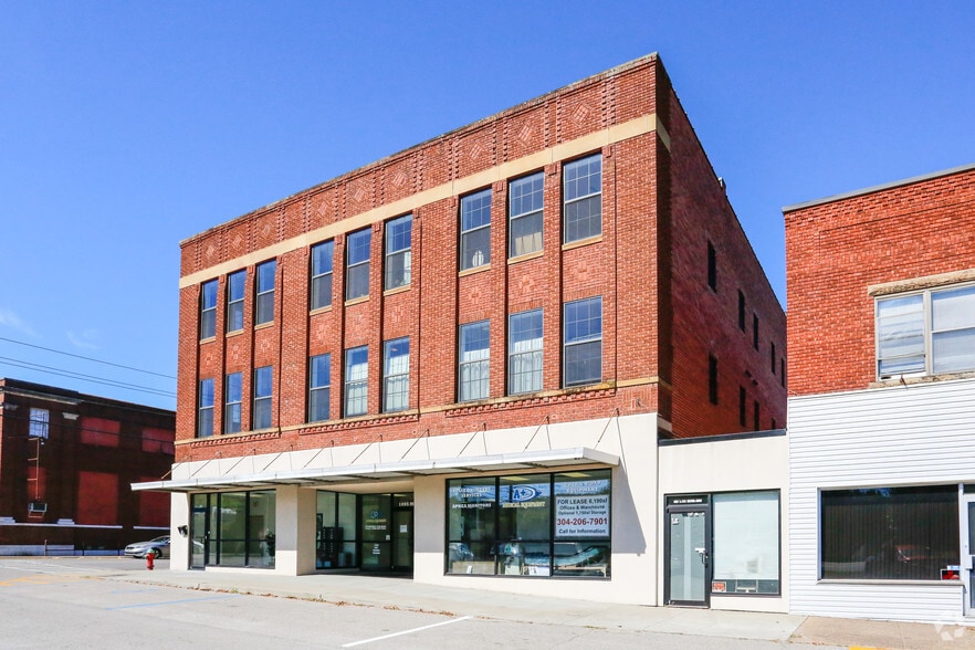 1095 Main St, Milton, WV for lease - Building Photo - Image 3 of 3