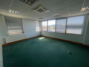 9 Heron Ave, Belfast for lease Interior Photo- Image 1 of 3