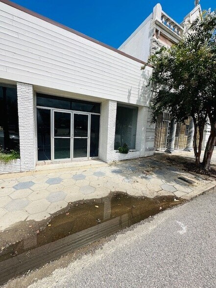 110 S Grant St, Fitzgerald, GA à vendre - Photo du bâtiment - Image 3 de 7