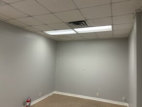 100 W Central Texas Expy, Harker Heights, TX for lease Interior Photo- Image 2 of 6