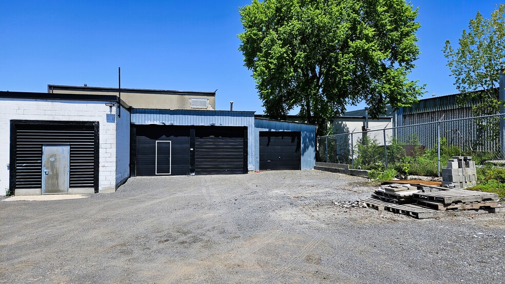 541 Montreal St, Kingston, ON for lease - Building Photo - Image 1 of 4