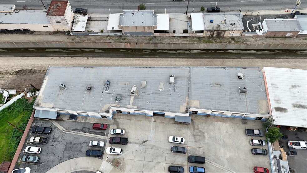 412-430 W Carter Dr, Glendora, CA à vendre - Aérien - Image 2 de 6