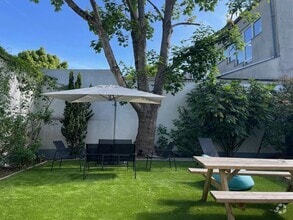 35 Rue Des Chantiers, Versailles à louer Photo intérieure- Image 1 de 3