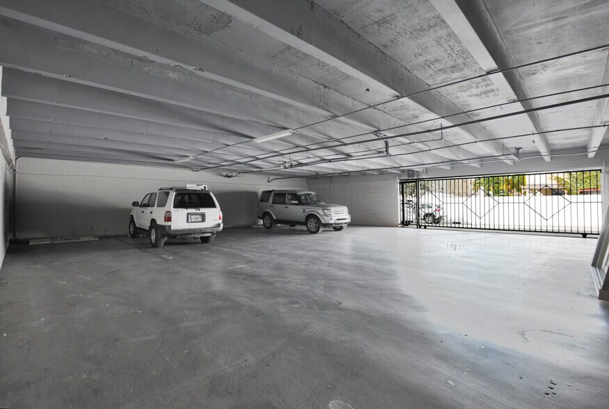 2650 SW 27th Ave, Miami, FL à vendre - Photo du bâtiment - Image 2 de 8
