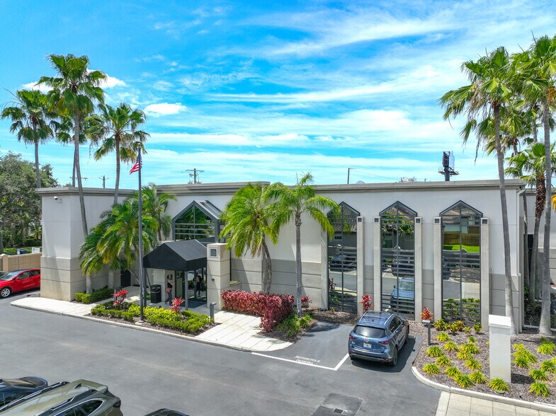 3709 W Jetton Ave, Tampa, FL à vendre - Photo du bâtiment - Image 3 de 19