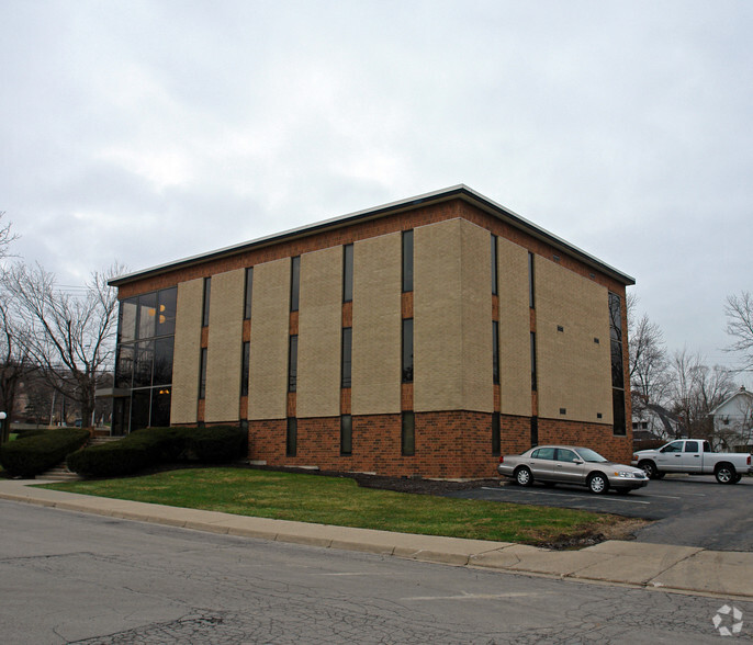 1612 Prosser Ave, Dayton, OH for sale - Primary Photo - Image 1 of 1