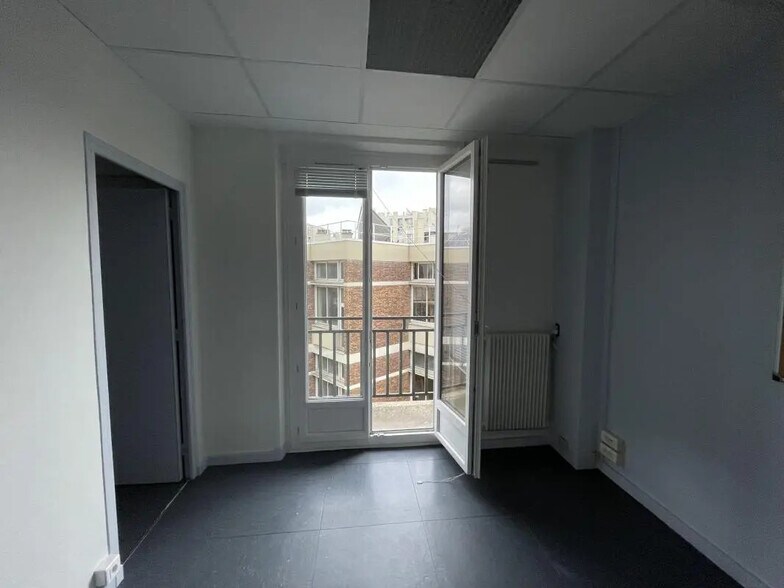 Bureau dans Paris à vendre - Photo du bâtiment - Image 3 de 6