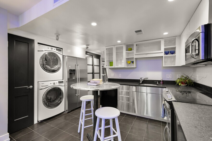 1829 5th St NW, Washington, DC à vendre - Photo du bâtiment - Image 3 de 45